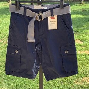 Levi’s Boys Cargo Short size 8 red W24